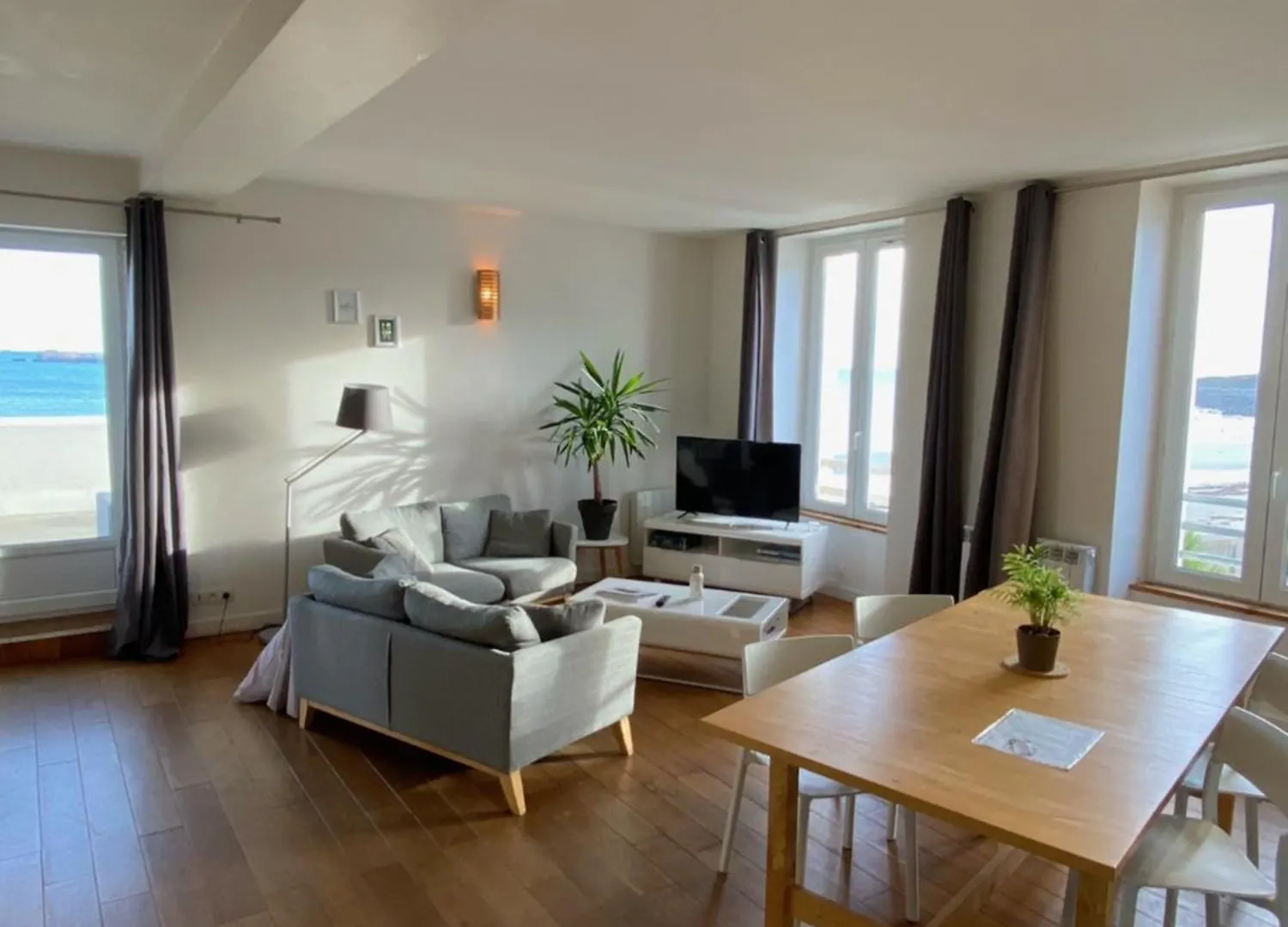 Le Chateau De Sable Aparthotel Plougasnou