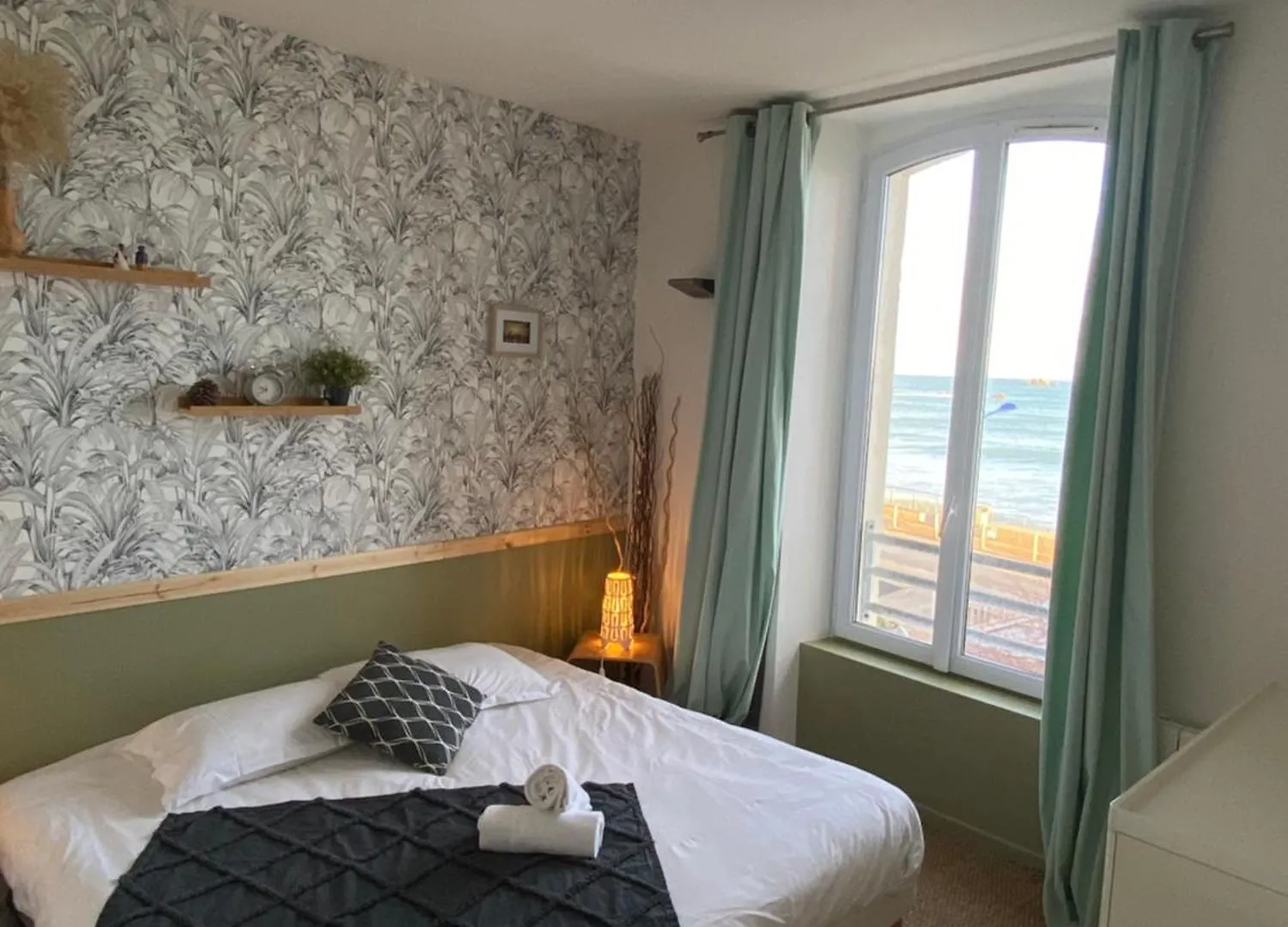 Le Chateau De Sable Aparthotel Plougasnou 3*,  France