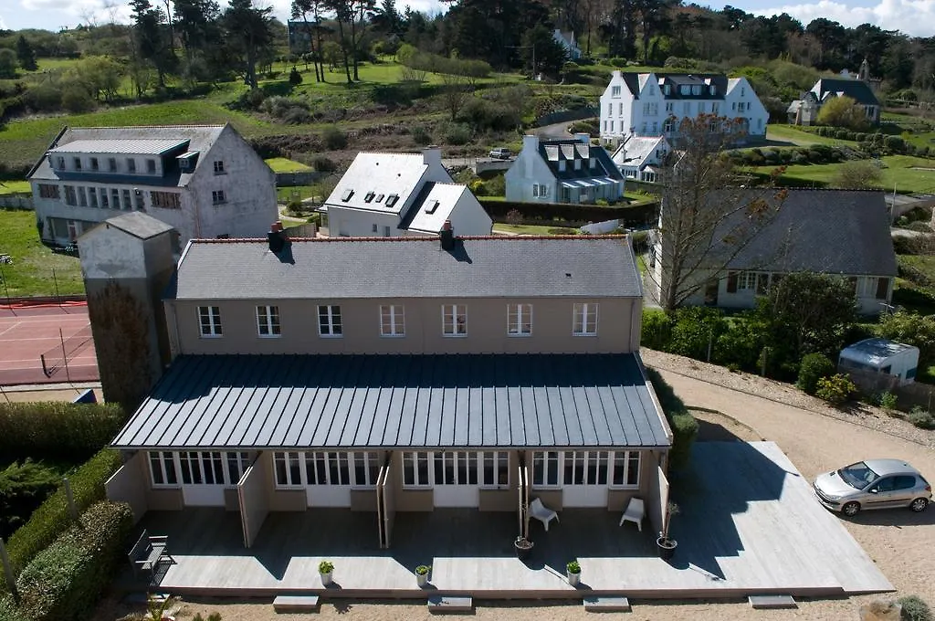 Le Chateau De Sable Aparthotel Plougasnou 3*,  France